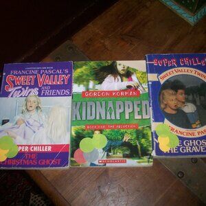 Sweet Valley Twins Super Chiller Books, No 1 & 2- +Kidnapped, Paperback - GOOD